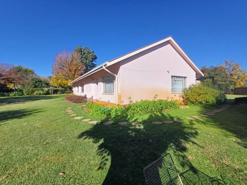 5 Bedroom Property for Sale in Parys Free State